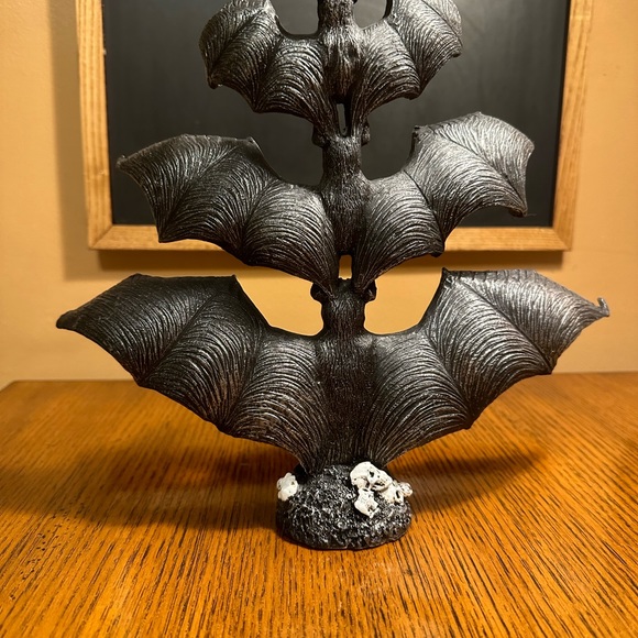 Stacked Bats Halloween Horror Goth Decor - Picture 2 of 5